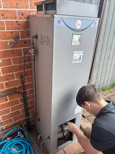 Hot water system repair in Burwood